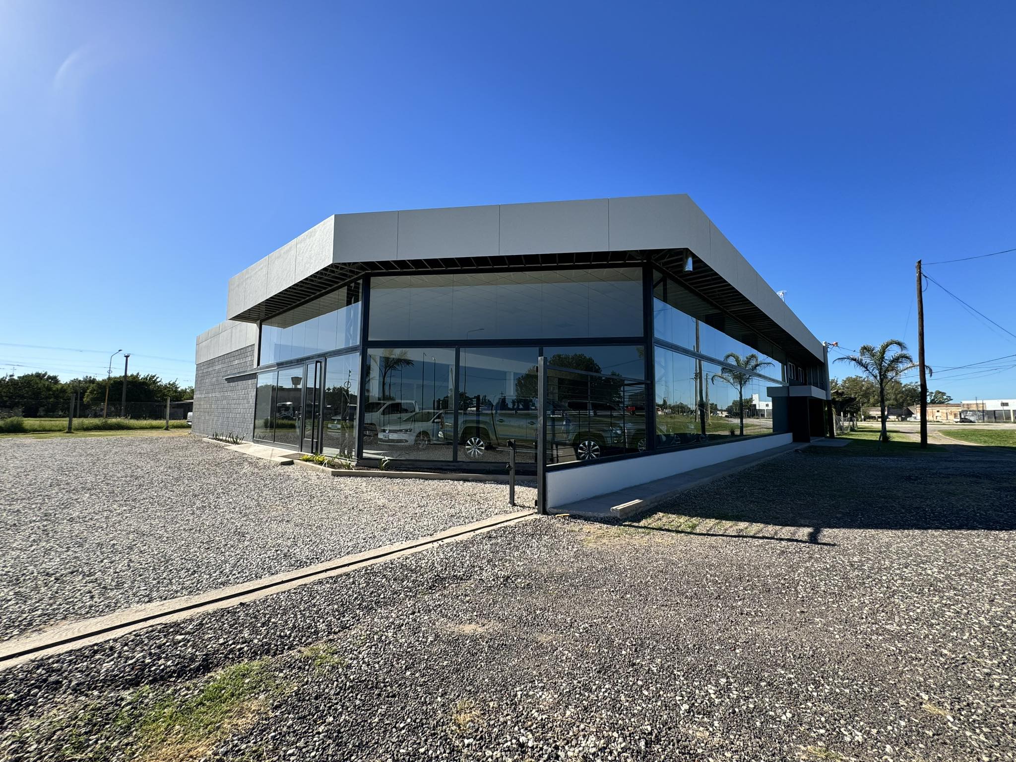 Exterior de SENIP AUTOMOTORES