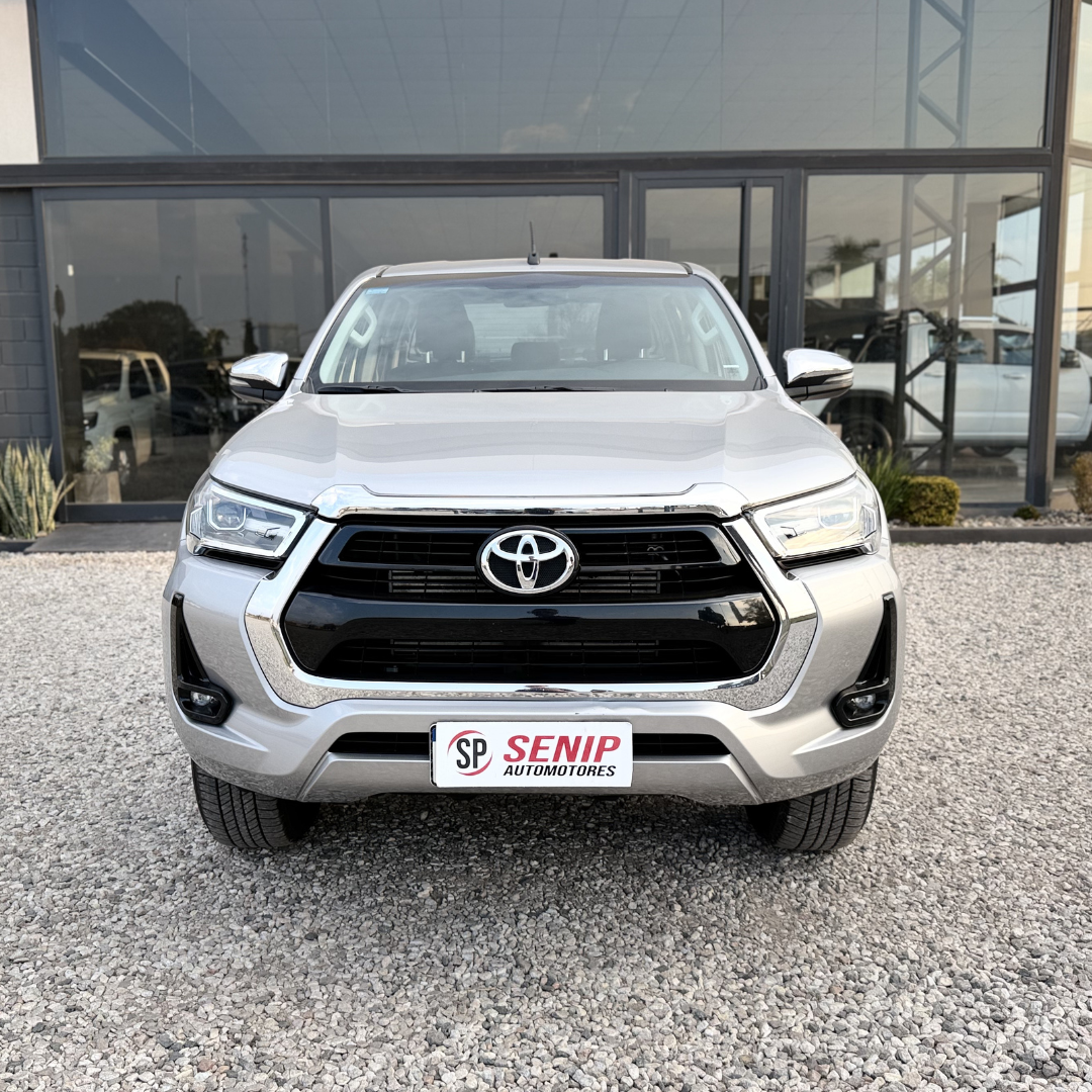 HILUX SRV 4X2 MT 2022