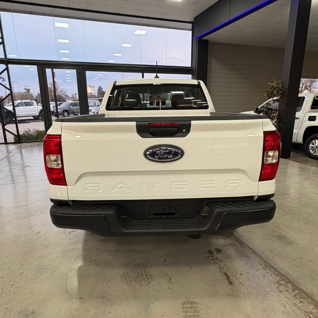 FORD RANGER DC XL 4X2 MT