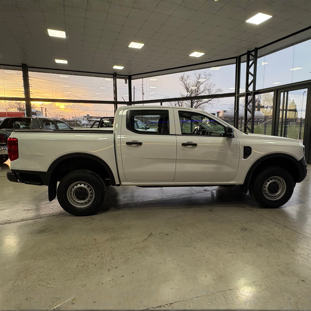 FORD RANGER DC XL 4X2 MT