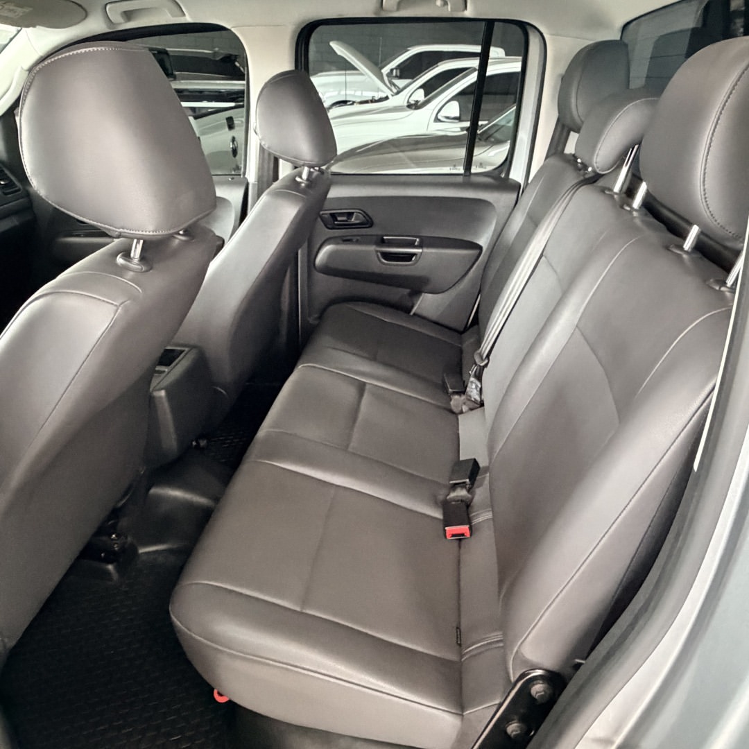 AMAROK TRENDLINE 4X2 140CV 2024