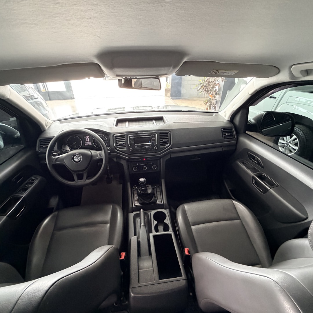 AMAROK TRENDLINE 4X2 140CV 2024